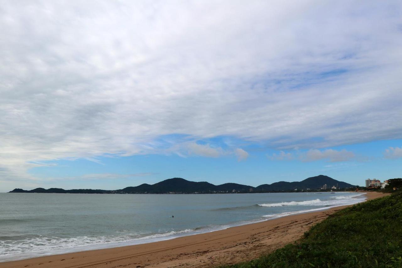 Curta Praia do Quilombo - Lunata Penha (Santa Catarina) Exterior foto